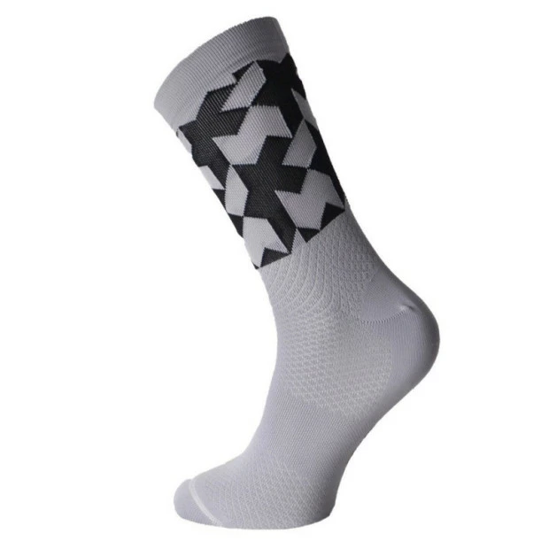 Chaussettes Assos Monogram_evo8 Grises 1 Chaussettes Assos Monogram_evo8 Grises