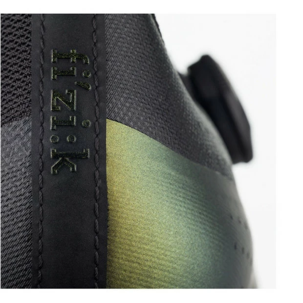 Chaussures Route Fizik Tempo Overcurve R4 - Beetle-Noir Iridescent 5 Chaussures Route Fizik Tempo Overcurve R4 - Beetle-Noir Iridescent – Image 5