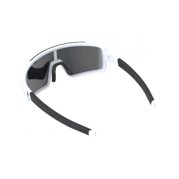 Lunettes BBB Chester Blanc Mat Avec Verres Gris Foncé 4 Lunettes BBB Chester Blanc Mat Avec Verres Gris Foncé – Image 4