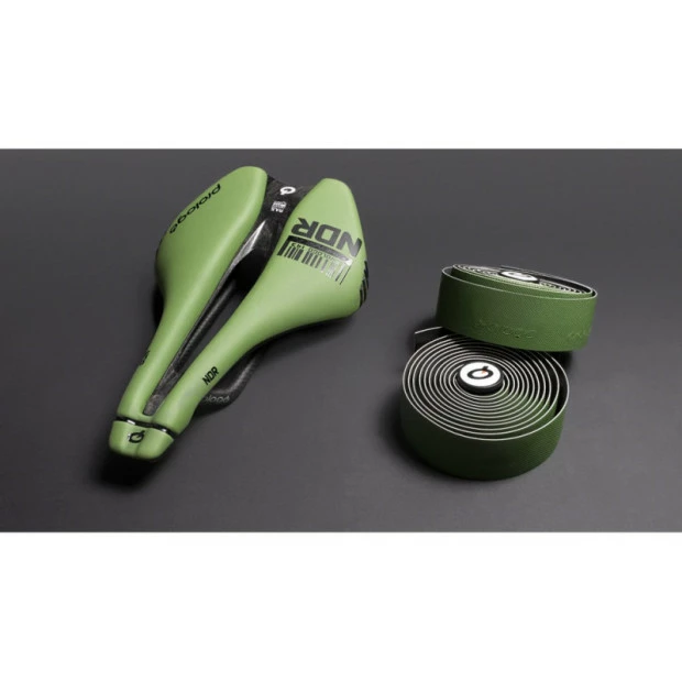 Selle Prologo Dimension NDR 143 Tirox 245x143mm Vert 3 Selle Prologo Dimension NDR 143 Tirox 245x143mm Vert – Image 3